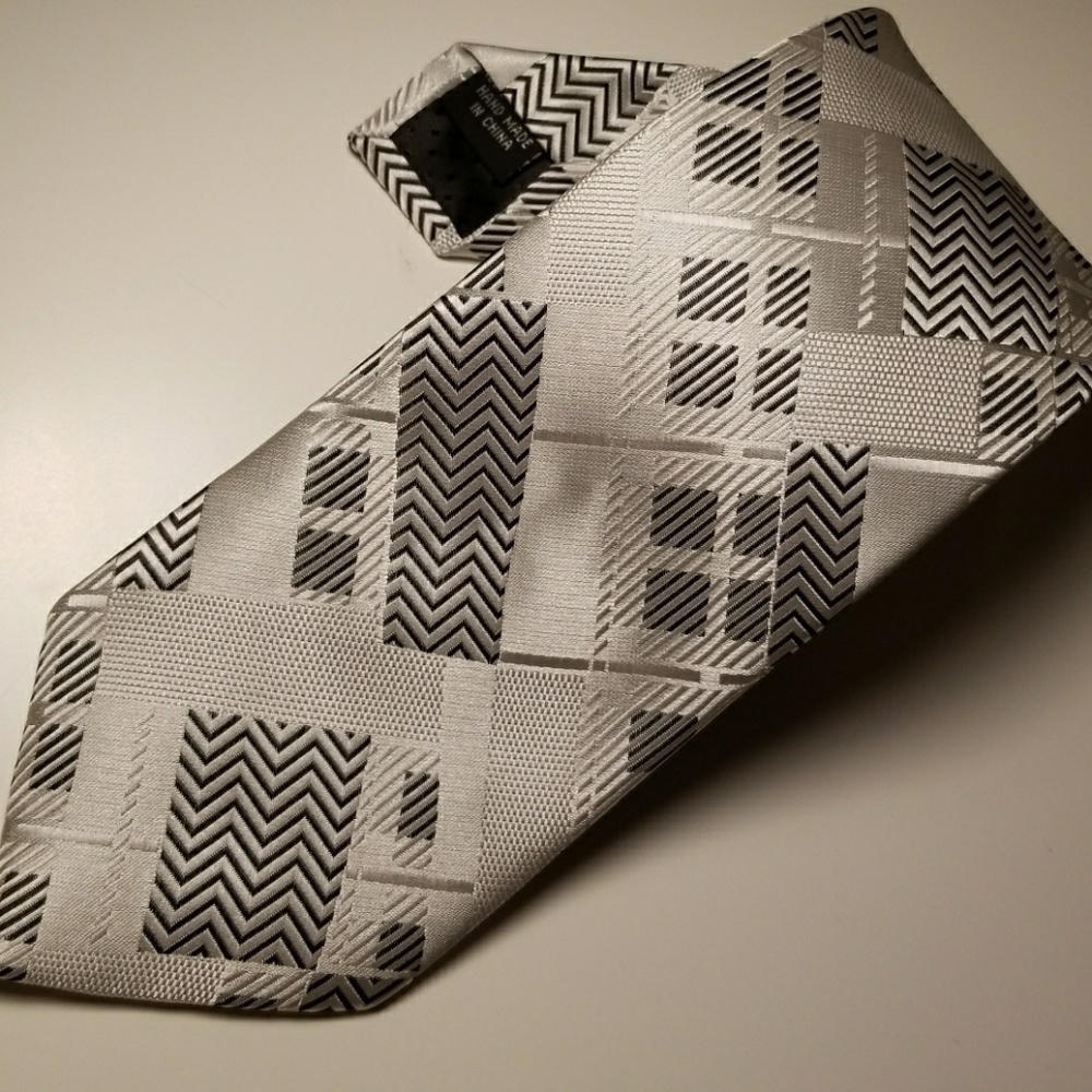 White and black skinny tie